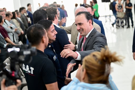 Imagen 'Huachicol no se ordeñó en Coahuila', afirma Manolo Jiménez sobre decomiso de millones de litros