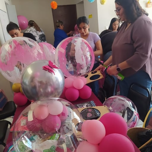 El próximo viernes 25 de julio se llevará a cabo el curso de decoración con globos en el Centro Comunitario Benito Juárez.  (EL SIGLO DE TORREÓN)