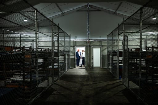 Imagen EUA inicia deportaciones desde el polémico centro migratorio Alligator Alcatraz