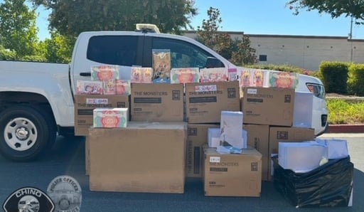 Imagen Policía de California halla muñecos Labubu robados, valorados en 30 mil dólares