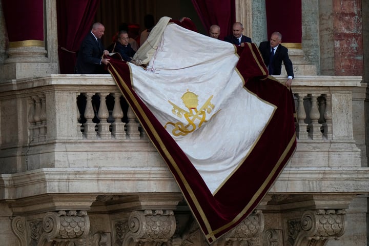 Cardenal Robert Prevost de Estados Unidos, elegido papa León XIV