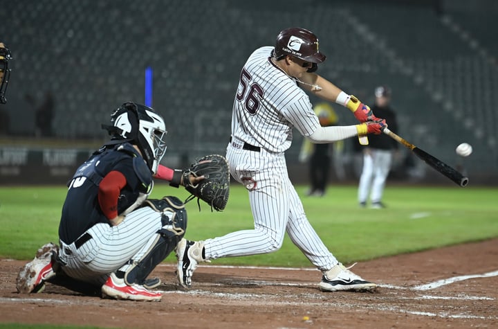 Los bates guindas respondieron a la hora buena y lograron el triunfo que pone más cerca al equipo de la final en la LIM-ZN.