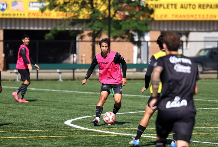 El capitán Javier Abella aseguró que la escuadra albiverde debe aprender de sus rivales para llegar de la mejor manera al AP2025.
