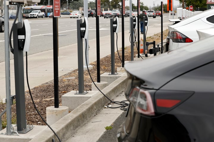 Satisface a 93% de usuarios la experiencia de conducir vehículos eléctricos en México, revela encuesta