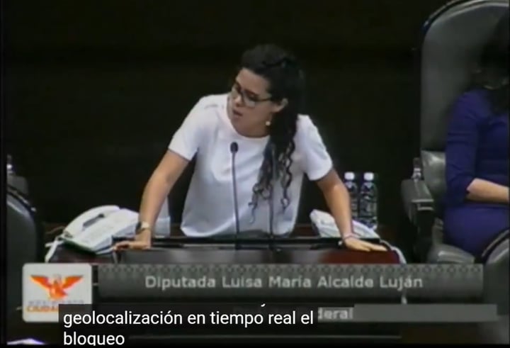 Resurge video de Luisa María Alcalde criticando geolocalización y vigilancia en Ley de Telecomunicaciones