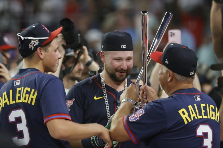 El catcher de los Marineros de Seattle se alzó como el ganador de la noche en Atlanta, al vencer en la final al tercera base de los Rays de Tampa Bay, el toletero dominicano Junior Caminero.
