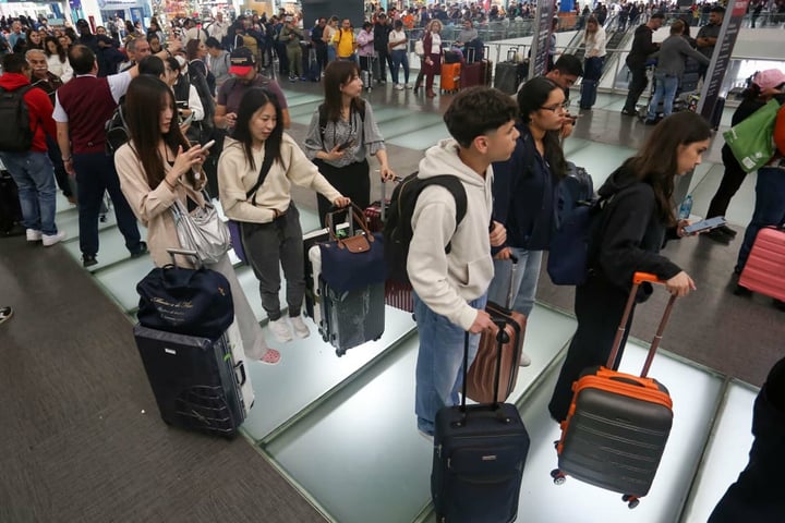 Aeropuerto de la Ciudad de México reanuda operaciones tras afectaciones por lluvias