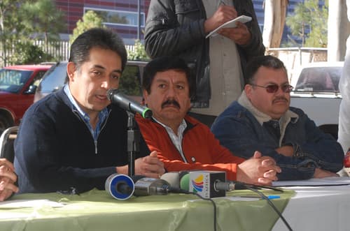 Resultados. José Ramírez Lezama, investigador de la UNAM, descarta que haya sido por negligencia o descuido la muerte de la jirafa 'Kalula', de acuerdo a un diagnóstico preliminar. Causas. 'Kalula' en el mes de junio cumpliría tres años de haber llegado al Zoológico Sahuatoba.