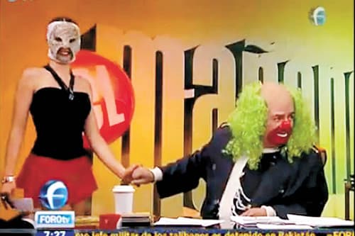 De buen ver. La Reata es la nueva secretaria del 'payaso tenebroso' en El Mañanero. 
