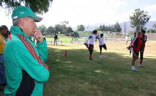 Total entrega, empuje y corazón en los partidos es lo que pondrán los jugadores mexicanos en el Mundial 2010, así lo afirmaron Gerardo Torrado y Paúl Aguilar. (Notimex)