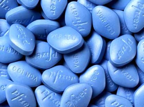 Los medicamentos falsificados que más se consumen e incautan en México son la viagra, la cialis, principal competidor de éste, y la aspirina.
