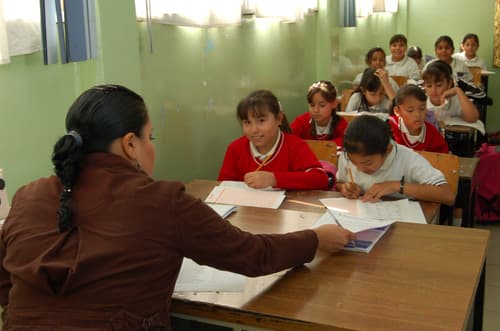 Taller. Maestros de Educación Básica reciben capacitación para dar mejores resultados.