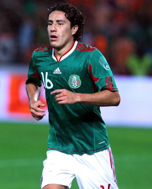 El estratega del Celtic Glasgow, de Escocia, el norirlandés Neil Lennon, espera contar con el defensa mexicano Efraín Juárez, para el duelo amistoso contra el Manchester United.