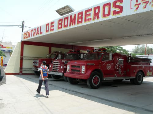 Fallas. Fuera de combate estuvo la mitad de las unidades del Cuerpo de Bomberos San Pedro esta semana. EL SIGLO DE TORREÓN / EDITH GONZÁLEZ