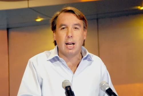 El empresario Fernando Azcárraga López, ex alcalde de Tampico y primo-hermano de Emilio Azcárraga Jean -presidente y dueño de Televisa-, fue plagiado ayer a la salida de una cafetería en Tampico.