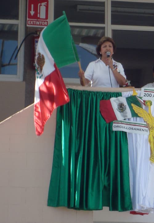 Directora Profra. Rosa María Dávila Saldaña.
