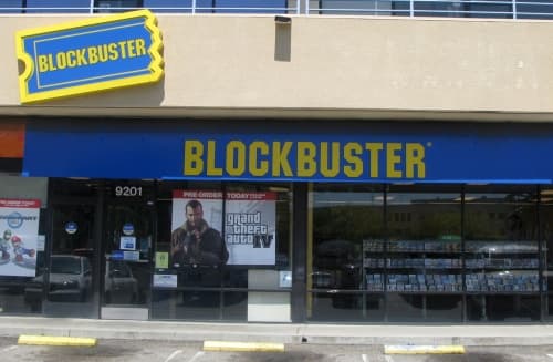Actualmente Blockbuster arrastra una deuda superior a 900 millones de dólares y atraviesa por serias dificultades para obtener liquidez.