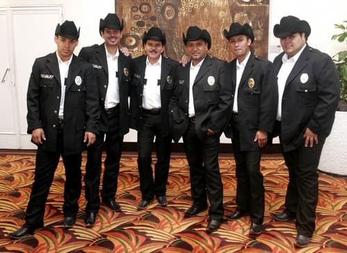 Gira internacional. La agrupación visitó Japón y Australia, donde fueron muy bien recibidos, incluso se les pidió que regresaran.