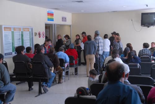 IMSS. Sólo casos graves deben ser atendidos en las áreas de Urgencias de los hospitales del IMSS.  EL SIGLO DE TORREÓN / FERNANDO COMPEÁN
