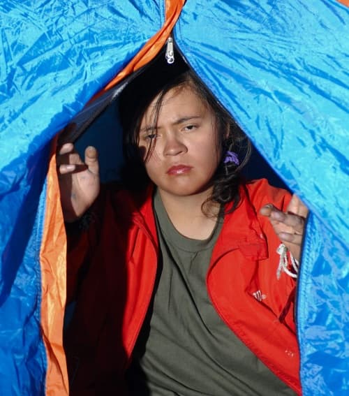 La joven mexicana que está en huelga de hambre para ser invitada a la boda real del príncipe Guillermo de Inglaterra dijo sentirse 'cada día peor' y mantiene la esperanza de acudir a la ceremonia pese a que, dijo, le acaban de decir que no será convidada.