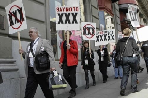 El organismo regulador de los dominios de internet, Internet Corporation for Assigned Names and Numbers (ICANN), aprobó en su junta anual en San Francisco el dominio .xxx para designar páginas web de contenido para adultos.