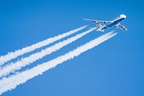 Estas nubes artificiales pueden dificultar la aparición de cirros naturales y hasta reemplazarlos por completo en algunos casos.