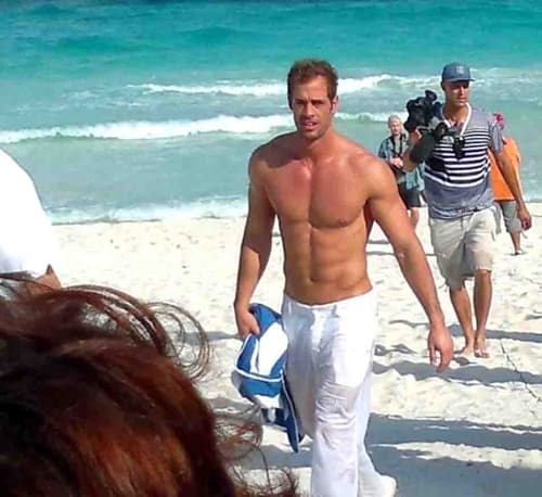 Colaboró con la cantante para el video de I'm into you. (EFE)