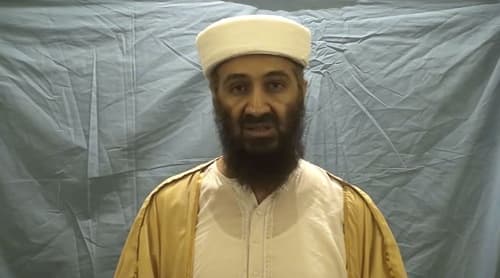 El material, descrito como 'sexualmente explícito', se encontraba entre los discos, cintas de vídeo y archivos informáticos hallados en la residencia del líder de Al Qaeda.