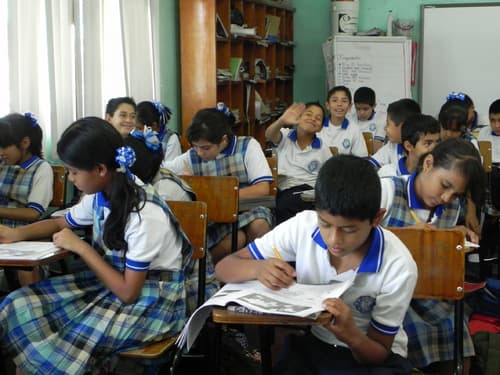 Evaluación. Alumnos de nivel básico iniciaron la aplicación de la prueba ENLACE.