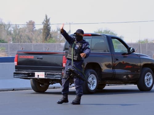 Falsos. La semana pasada fue recurrente la denuncia de retenes falsos en carretera Panamericana.