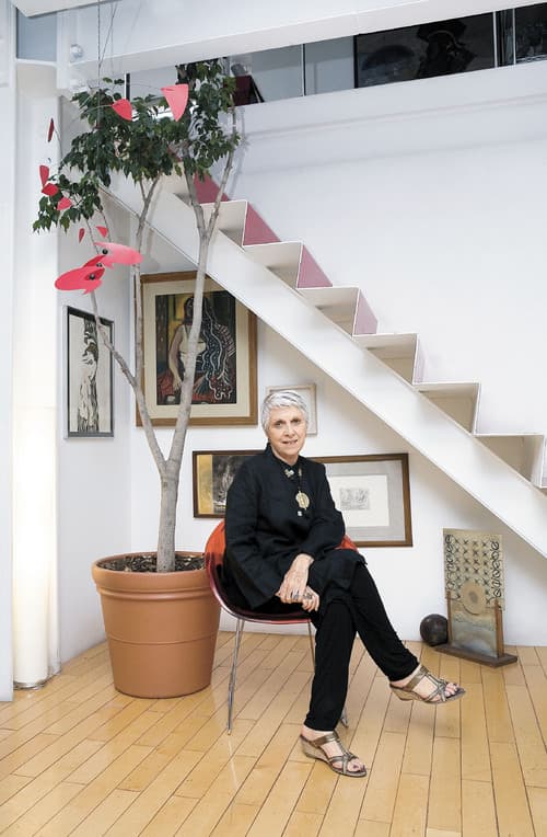 'La gente en México no sabe recibir la crítica, personalizan mucho, si le digo a un diseñador 'tu vestido verde es feo', lo considera una ofensa personal, para él, no estás haciendo una crítica objetiva a una sola pieza de su colección'. Anna Fusoni.