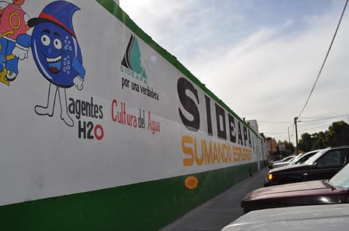 Fallas. Personal de Sideapa trabajó horas extra para normalizar el servicio luego de la falla por la energía eléctrica.