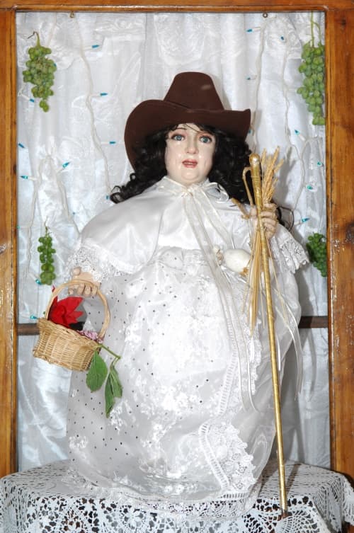 La tradición devota del Santo Niño de Atocha es un relato rico, tanto en historia como en devoción.