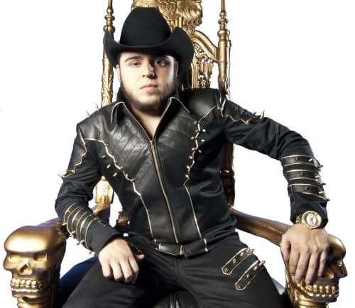 Gerardo Ortiz, el cantante de narcocorridos de 21 años que en marzo pasado sobrevivió a un atentado en México.