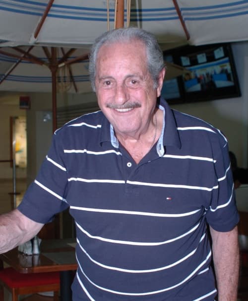 El actor de 78 años de edad, falleció por complicaciones de una cirujía.