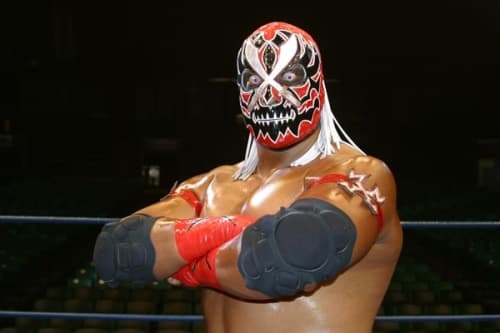 Quien se hacía llamar Doctor X, cuando militaba en el CMLL, de 41 años de edad, fue campeón nacional welter y de tríos con Sangre Azteca y Nitro.