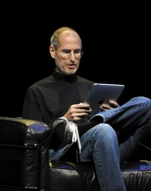 El cofundador de Apple no sólo aporta beneficios a su propia empresa, sino también a la firma donde compraba sus jerseys.
