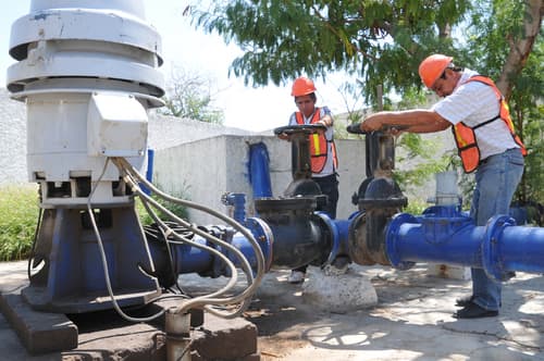 Obras. Porque no llegaron los recursos de APAZU, obras hidráulicas como las plantas antiarsénico 'brincarán' al año entrante, si es que se consiguen dentro del presupuesto federal.