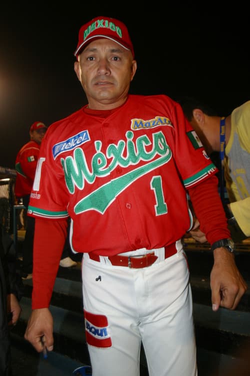 Juan José Pacho fue contratado por el equipo Leones de Yucatán.