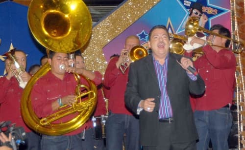Festejó Julio Preciado 25 años de carrera