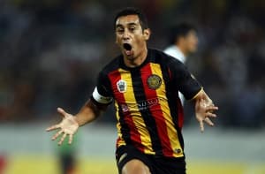 La Directiva de los Tiburones Rojos de Veracruz continúa dando sorpresas a la afición, en esta ocasión con la incorporación del mediocampista Miguel Zepeda. (Archivo)