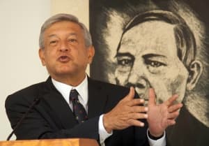 El precandidato de las izquierdas asegura que los cacicazgos se generan porque desde el poder se protege a los líderes sindicales. (Archivo)