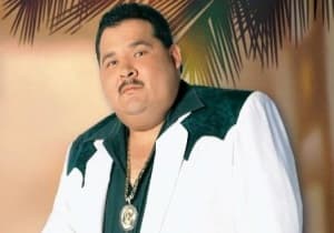 La tarde de este viernes, personal de la fiscalía adscrita al Servicio Médico forense (Semefo) confirmó que ella era la representante del cantante grupero José Ángel Ledezma Quintero, mejor conocido como 'El Coyote'.