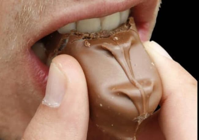 Un estudio de la Universidad de California en San Diego (UCSD) determinó que comer chocolate regularmente adelgaza.