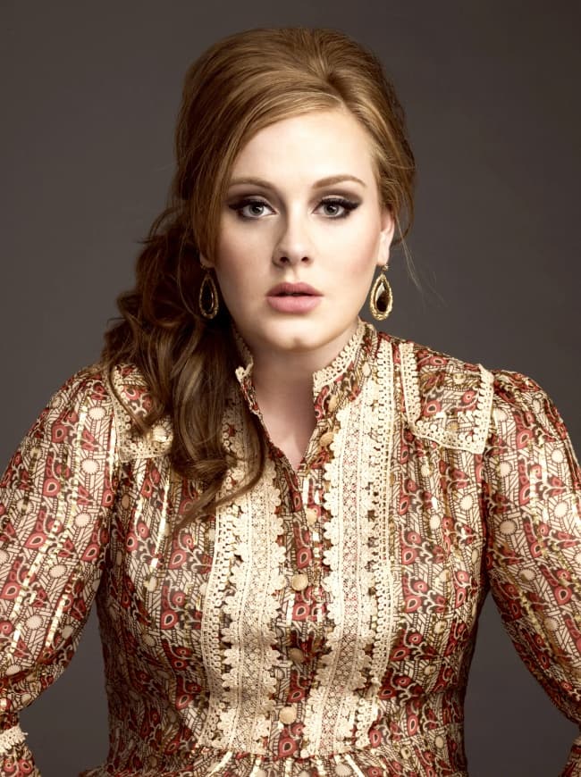 El álbum '21' de Adele, ha vendido un total de 4,274,300 copias, 500 más que lo que ha logrado 'Thriller' de Michael Jackson.
