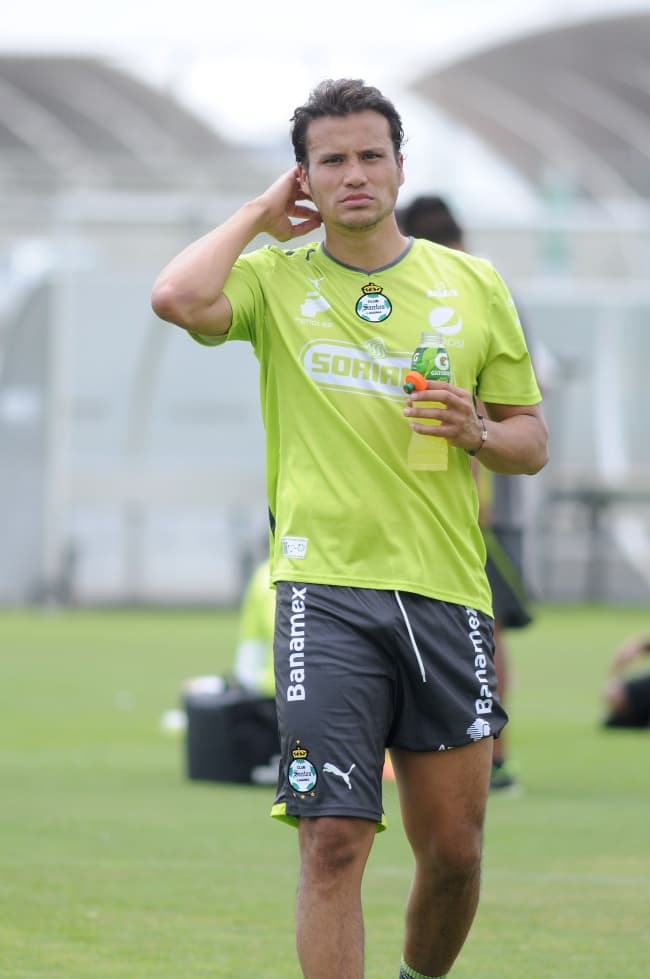 El zaguero central Aarón Galindo externó en conferencia de prensa que el equipo se ha visto bien y con el ánimo por lo alto. (El Siglo de Torreón)