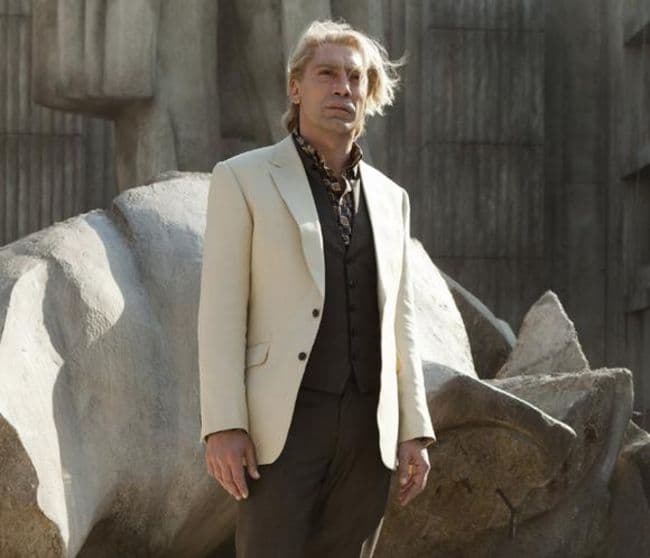 De villano. El actor muestra un look de matón latino en la nueva entrega de James Bond, la cual llegará a finales de octubre.