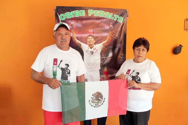 Orgullosos estaban los padres del ahora campeón olímpico Oribe Peralta.