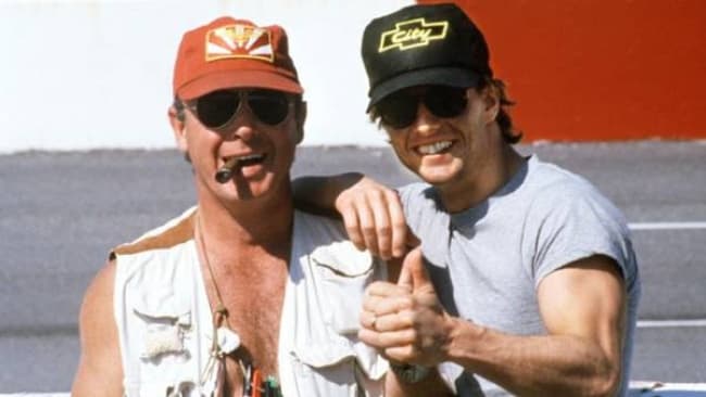 Amigos. El director y el actor, forjaron una gran amistad, pues trabajaron juntos en filmes como ‘Top Gun’ y ‘Días de Trueno’.
