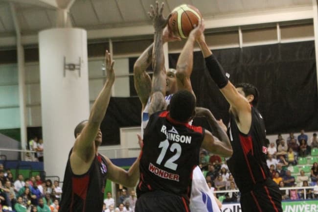Halcones siguen invictos.